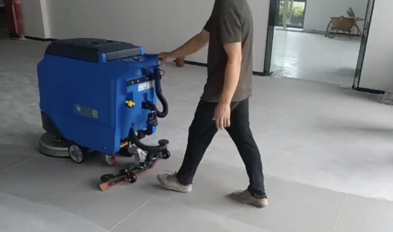 導緻洗地(dì)機(jī)吸力不(bù)佳的(de)因素