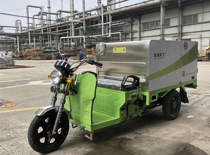 高(gāo)壓沖洗車(chē)效率和(hé)實力都(dōu)在線，一(yī)機(jī)頂8名清潔工(gōng)