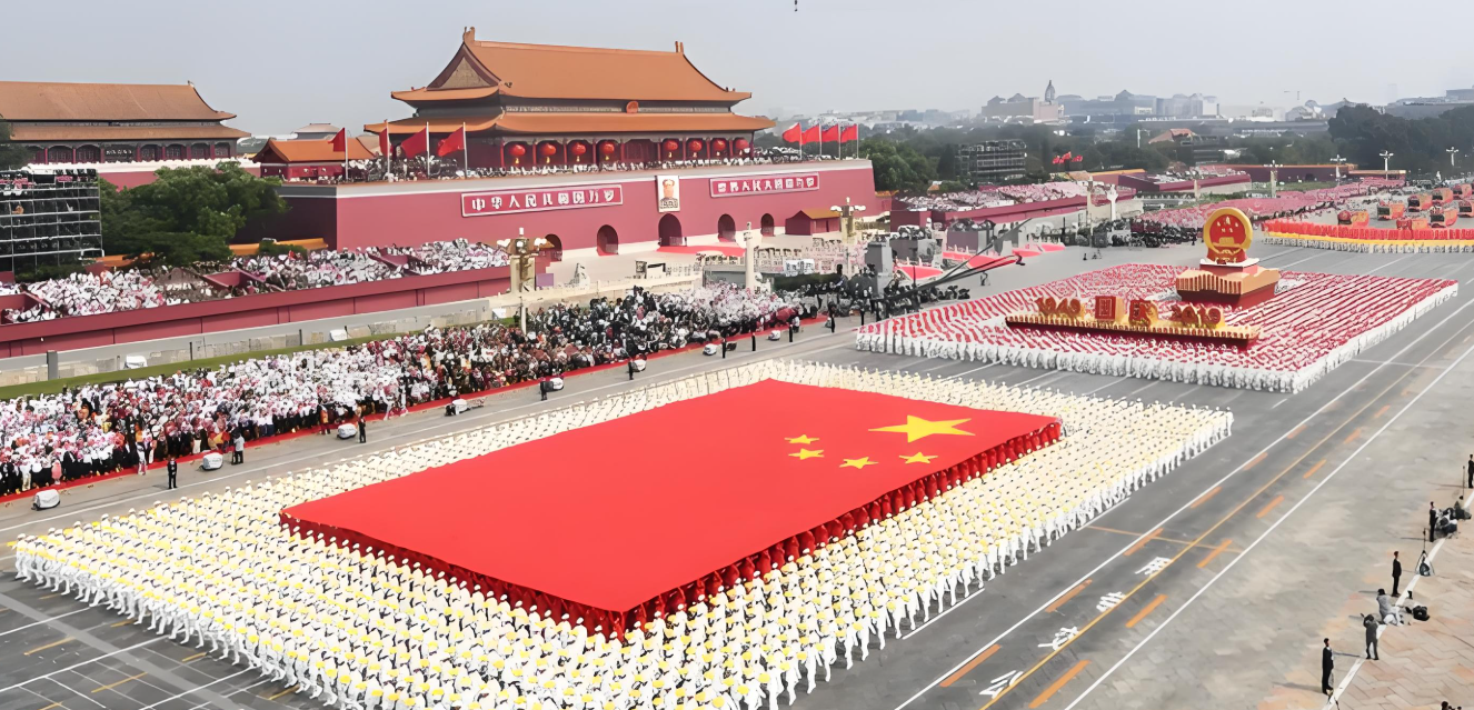 銘記曆史，砥砺前行(xíng)--潔臣士觀閱兵(bīng)，談感悟